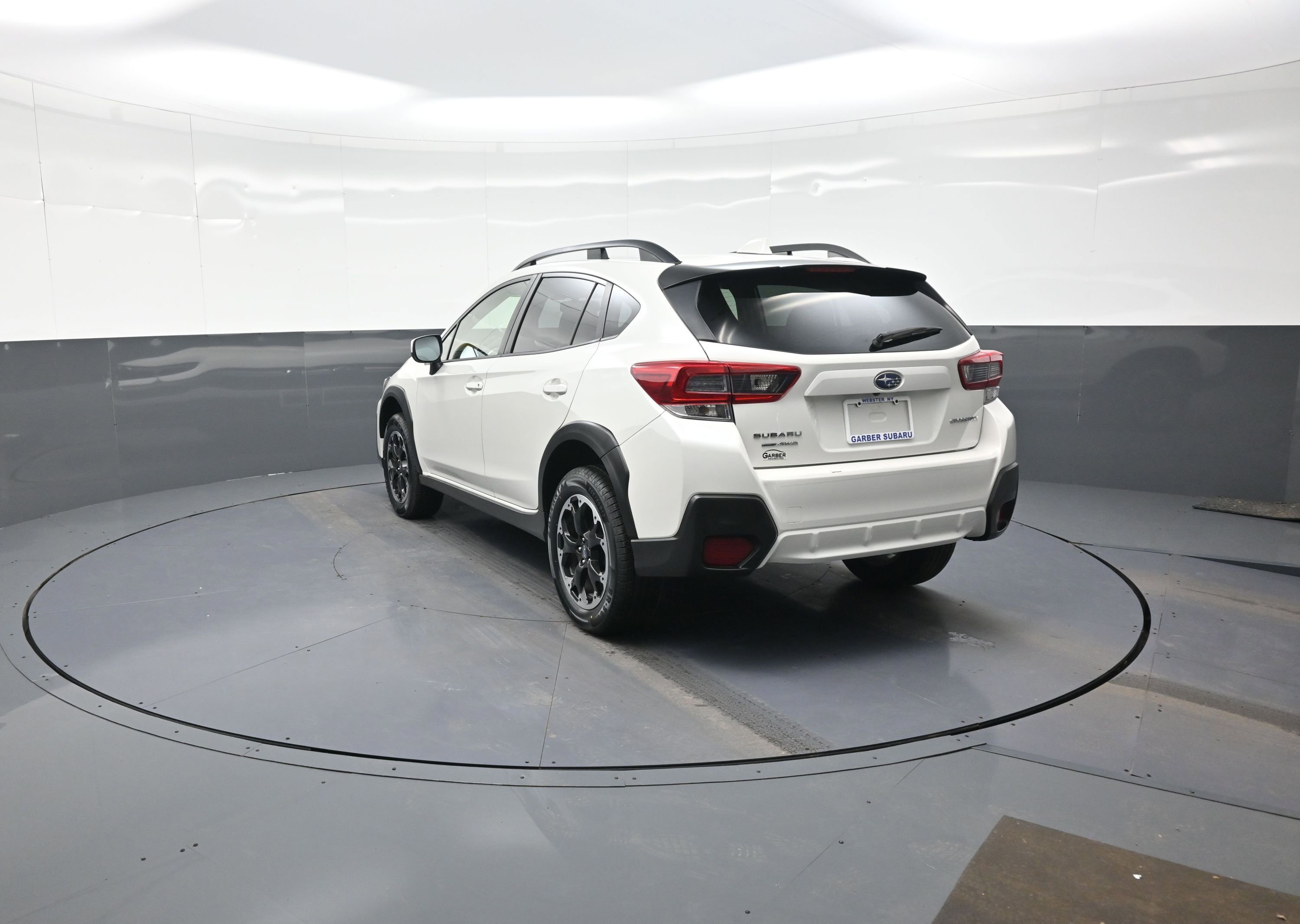 Used 2023 Subaru Crosstrek 2.0i Premium AWD/4WD image 5