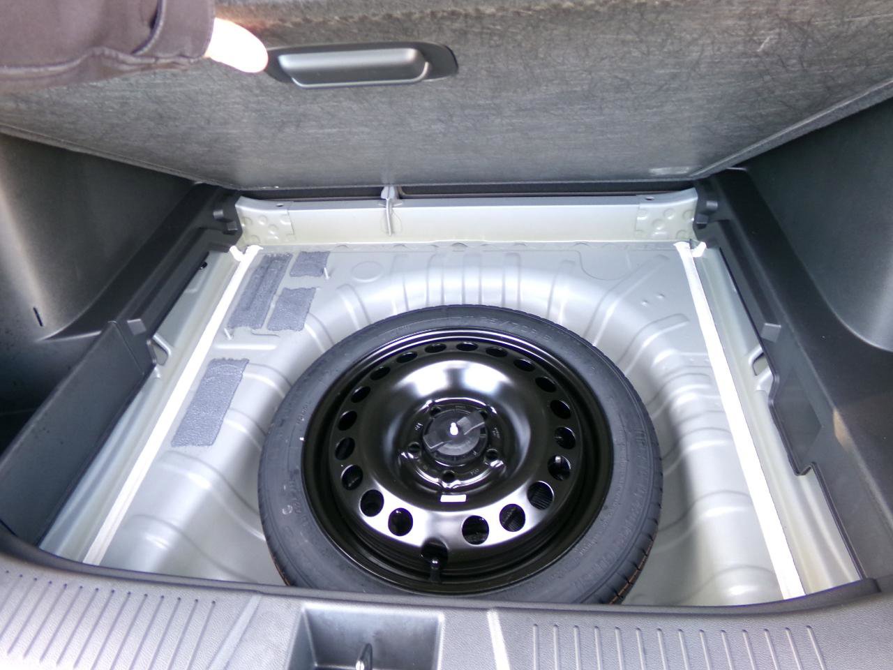 Used 2025 Chevrolet Trax ACTIV w/ Sunroof Package FWD image 36