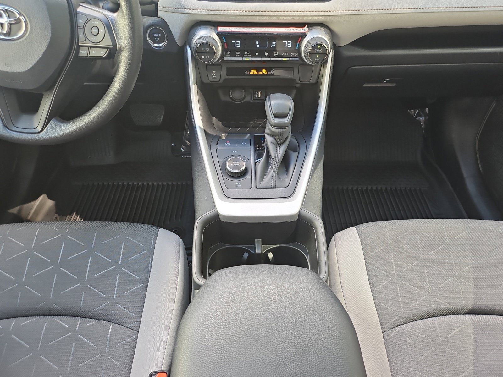 Used 2025 Toyota RAV4 XLE w/ Convenience Package AWD/4WD image 31
