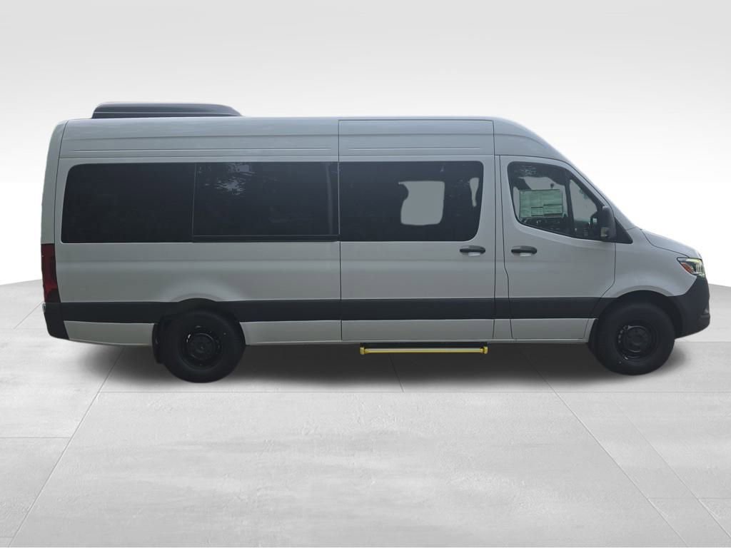 New 2025 Mercedes-Benz Sprinter 2500 image 6