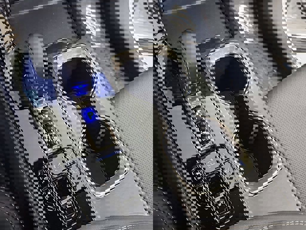 Used 2025 Lexus NX 350 AWD w/ Cold Area Package image 28