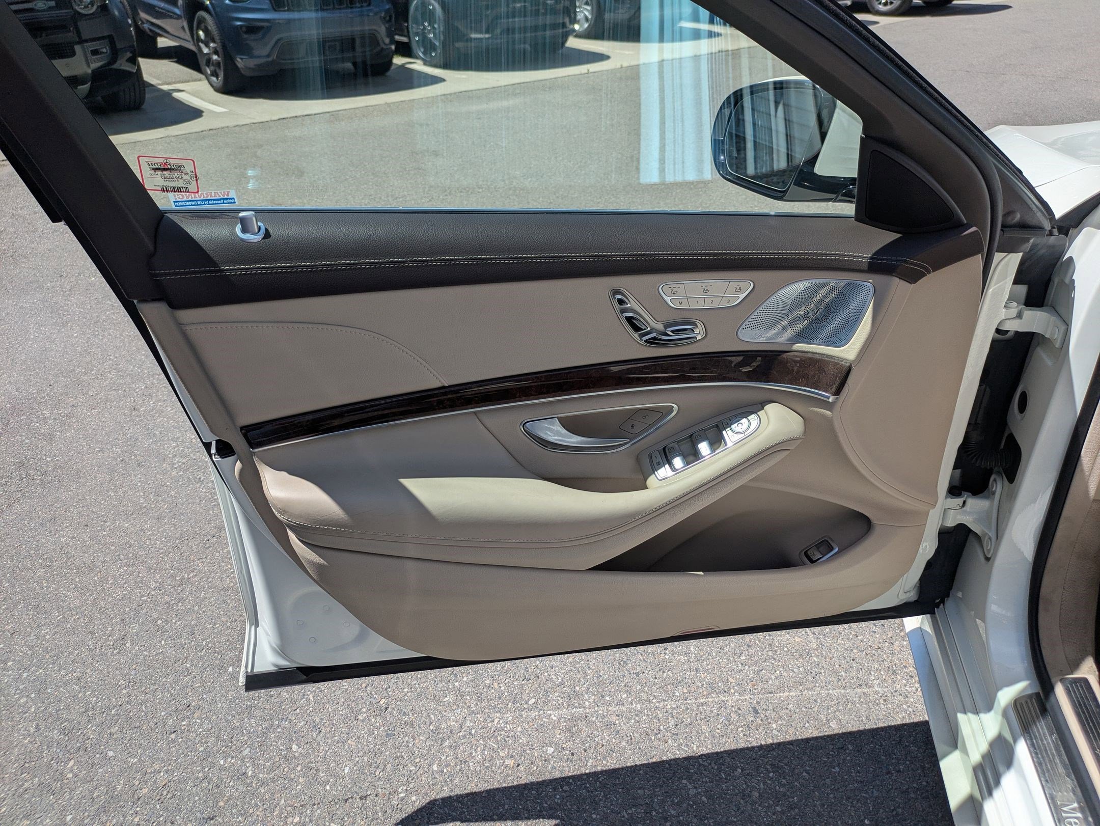 Used 2019 Mercedes-Benz S 560 4MATIC Sedan image 12