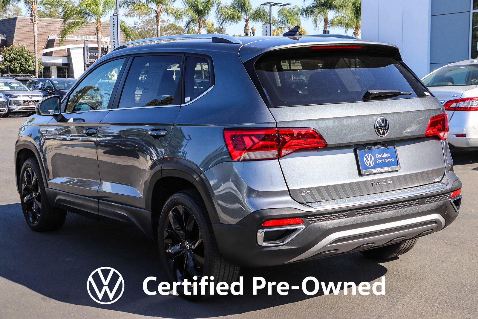 Certified 2023 Volkswagen Taos SE w/ Panoramic Sunroof Package FWD image 9