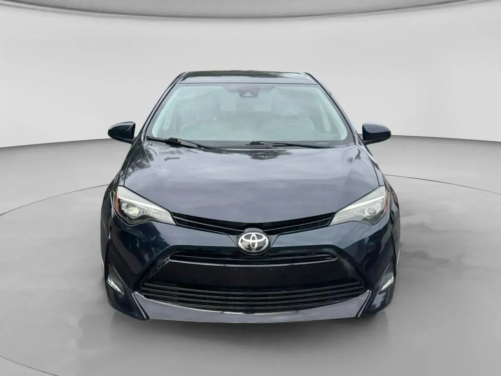 Used 2018 Toyota Corolla LE FWD image 8