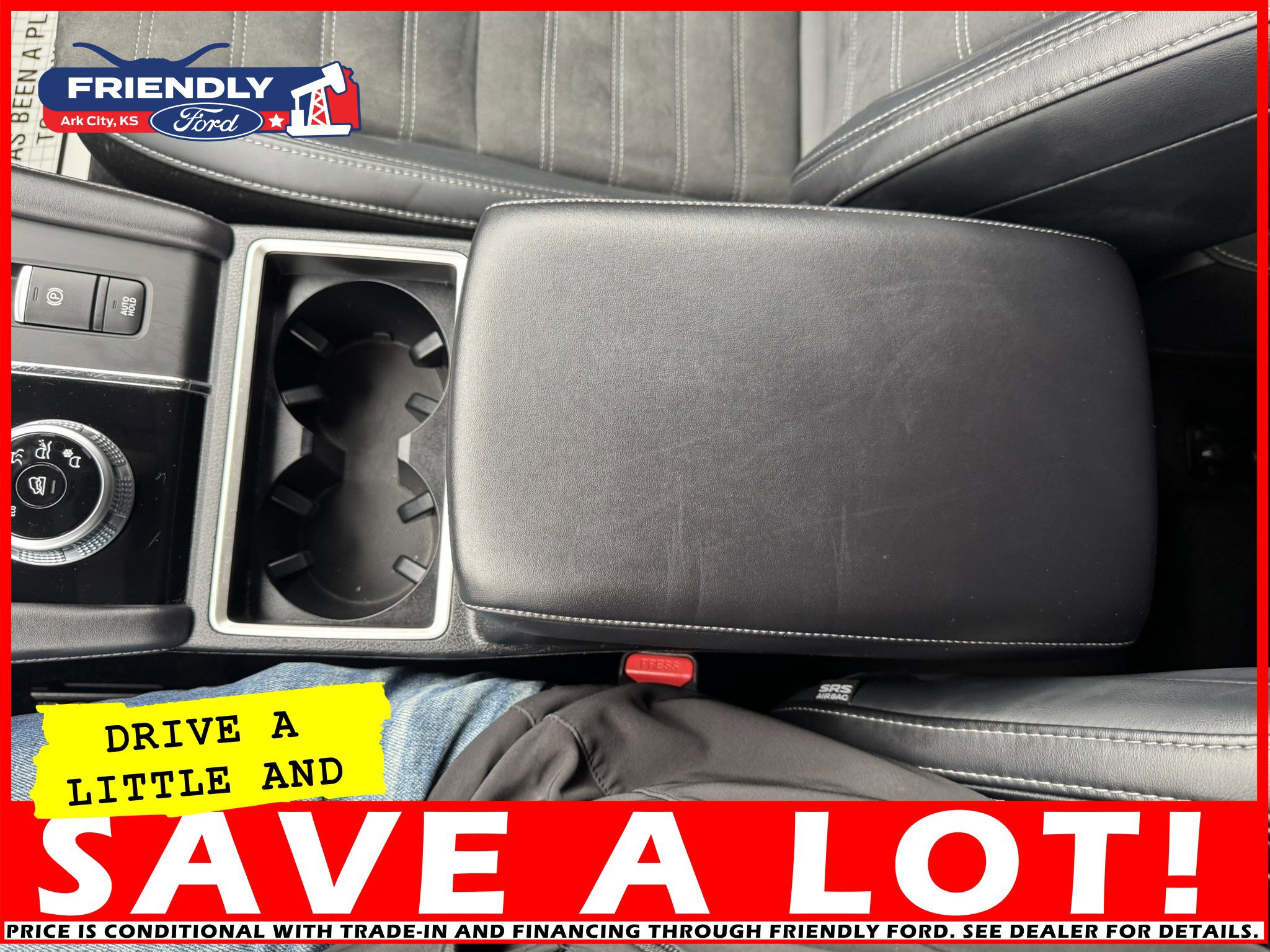 Used 2024 Mitsubishi Outlander SE image 32