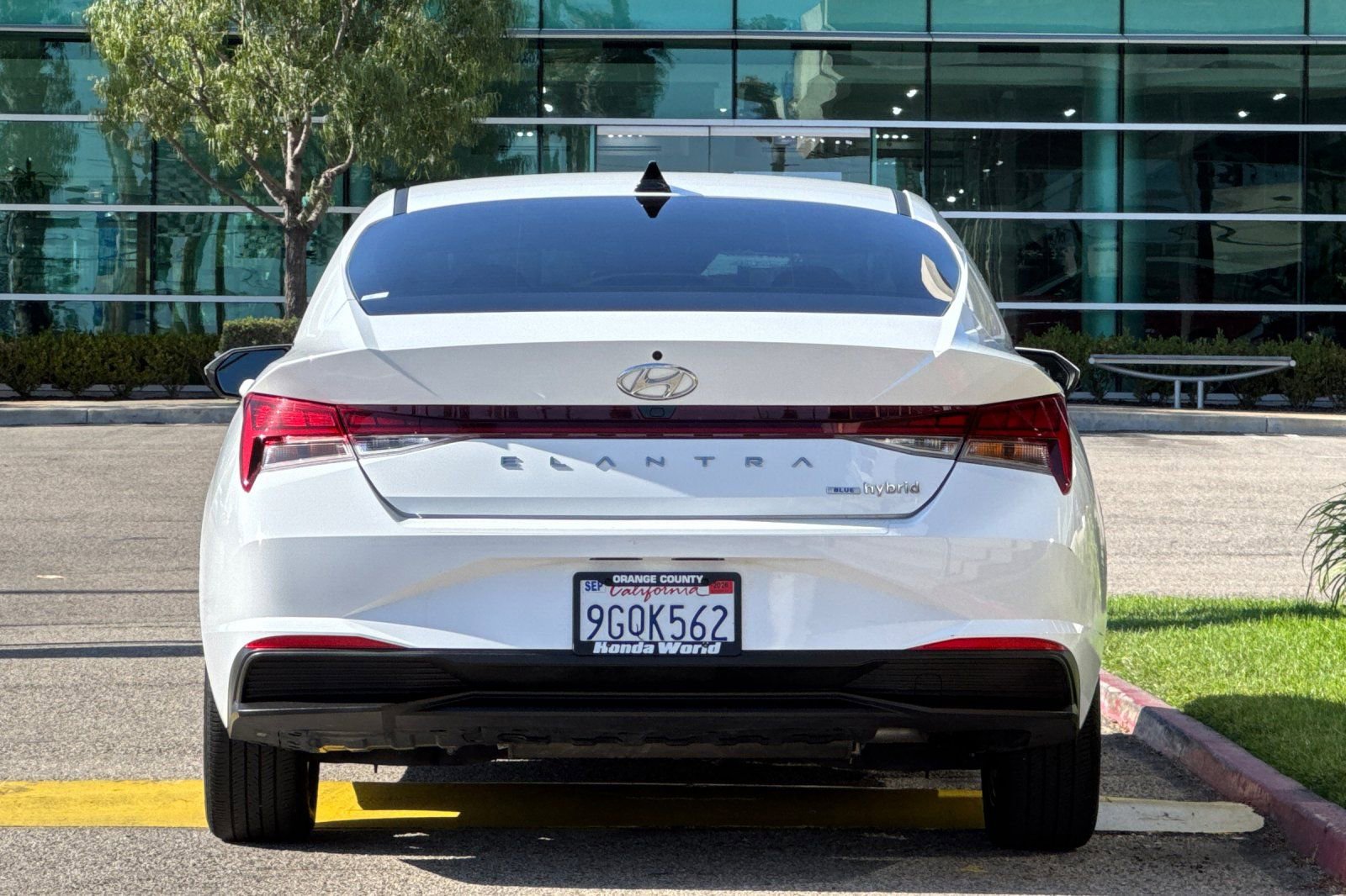Used 2021 Hyundai Elantra Blue FWD image 5
