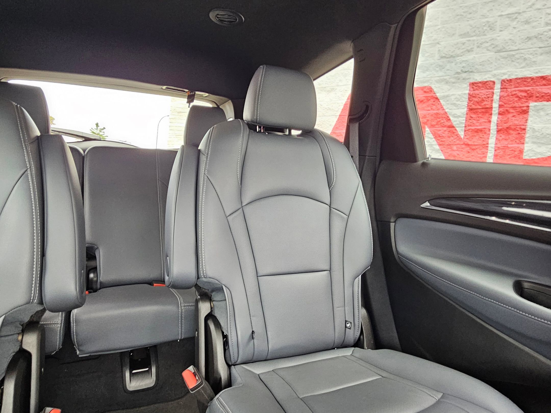 Used 2024 Buick Enclave Premium image 26