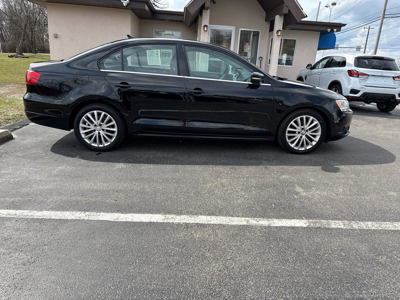 Used 2014 Volkswagen Jetta SEL image 4