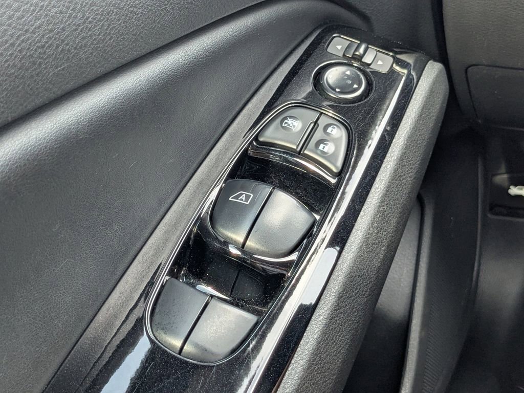 Used 2023 Nissan Altima 2.5 SV image 23