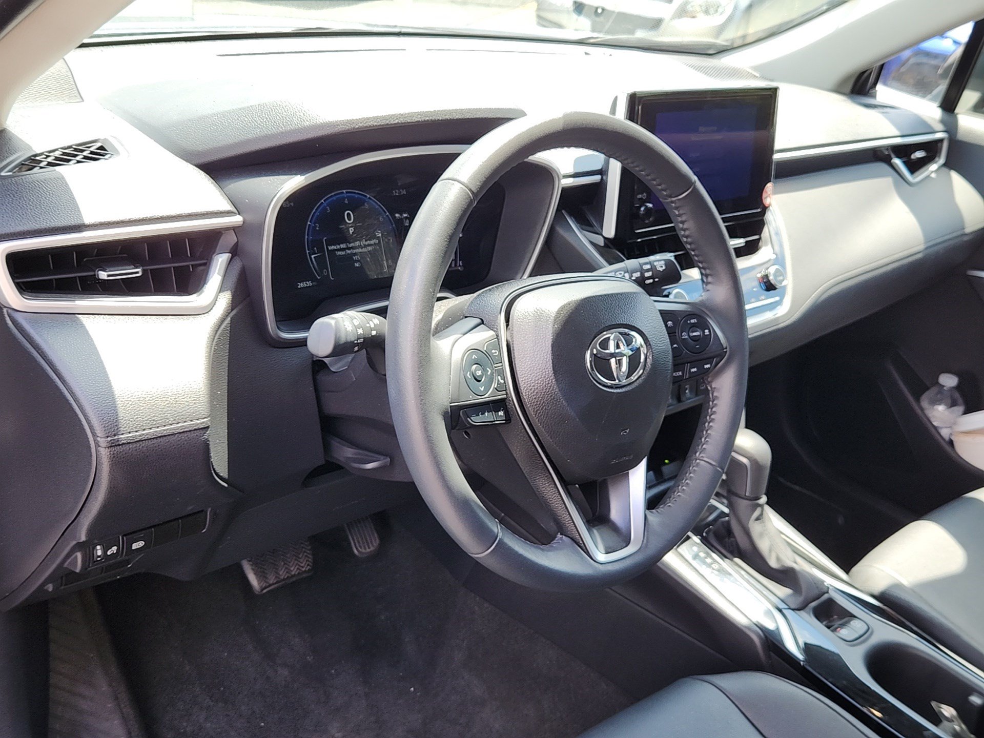 Certified 2025 Toyota Corolla Cross XLE FWD image 11