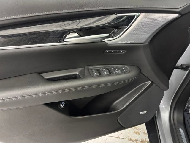 Used 2023 Cadillac XT5 Premium Luxury AWD/4WD image 11