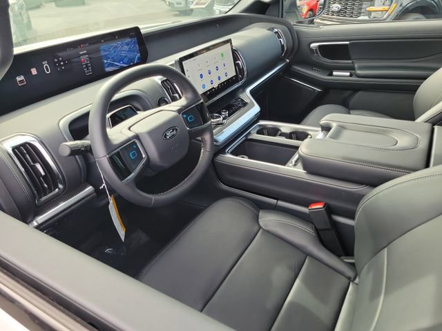 New 2026 Ford Expedition Platinum w/ Stealth Appearance Package AWD/4WD video 3