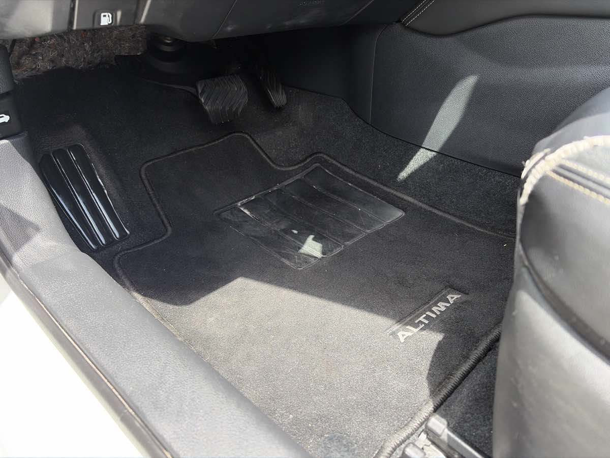 Used 2019 Nissan Altima 2.5 SL FWD image 10