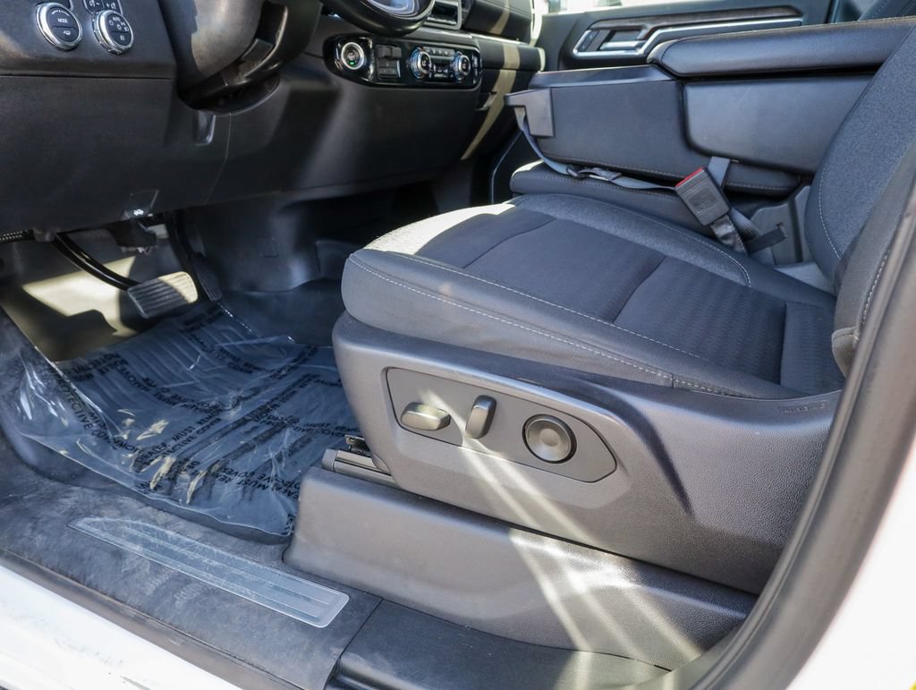 Used 2024 GMC Sierra 3500 SLE w/ SLE Convenience Package AWD/4WD image 14