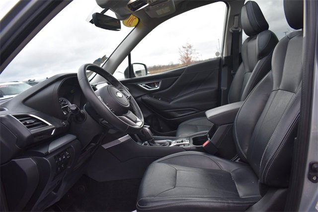 Used 2020 Subaru Forester Limited w/ Popular Package #3 image 23