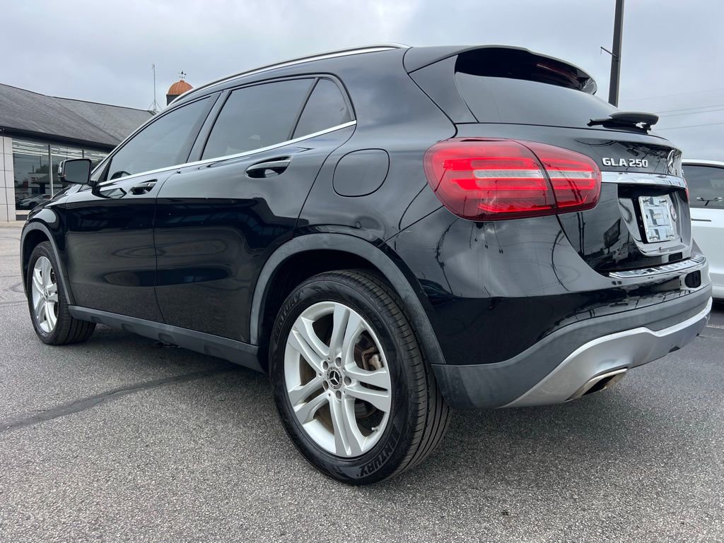 Used 2019 Mercedes-Benz GLA 250 4MATIC image 4