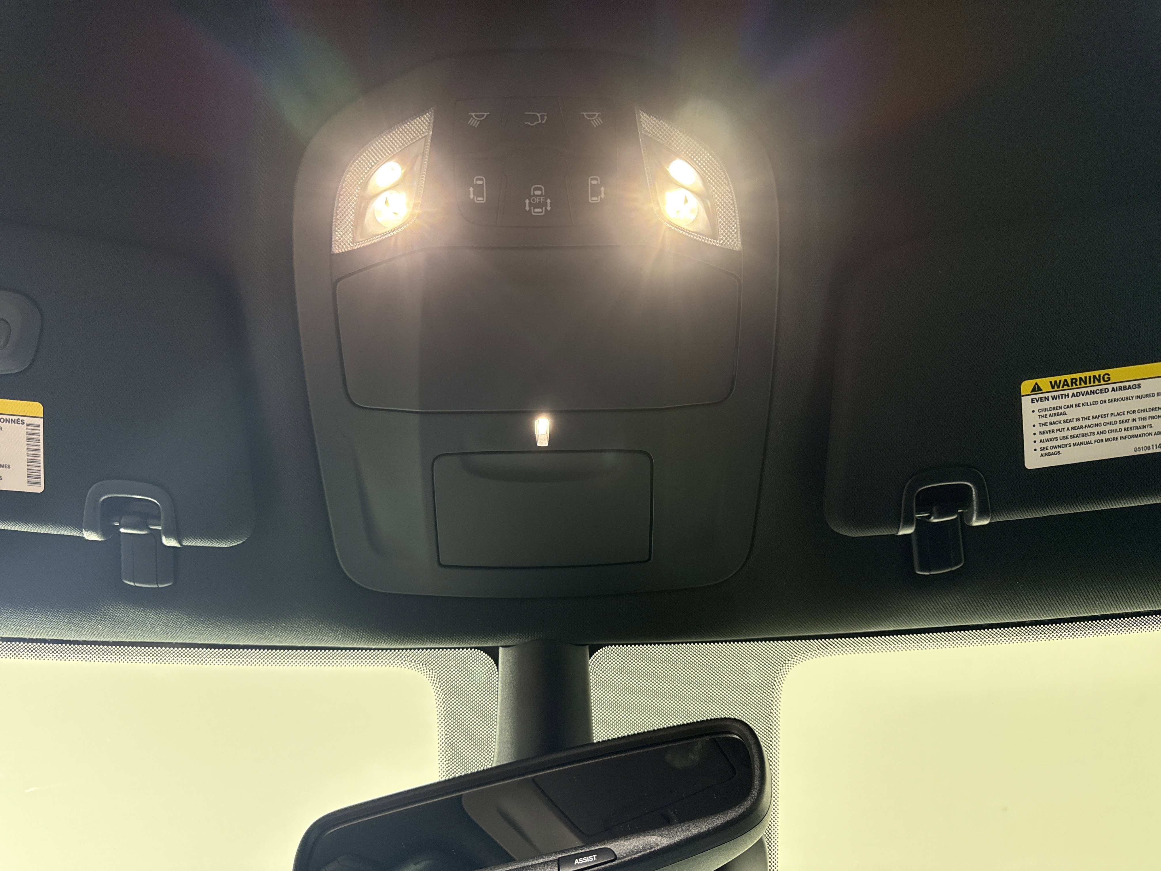 New 2026 Chrysler Pacifica Select w/ S Appearance Package image 21