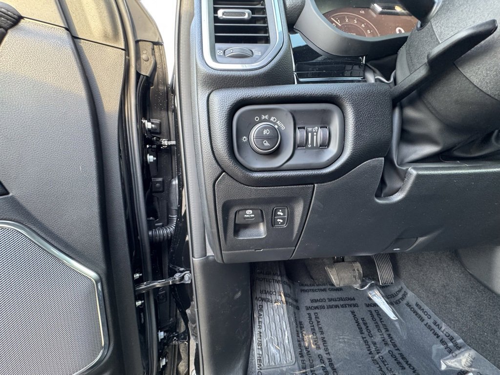 New 2026 RAM 1500 Laramie w/ Night Edition image 22
