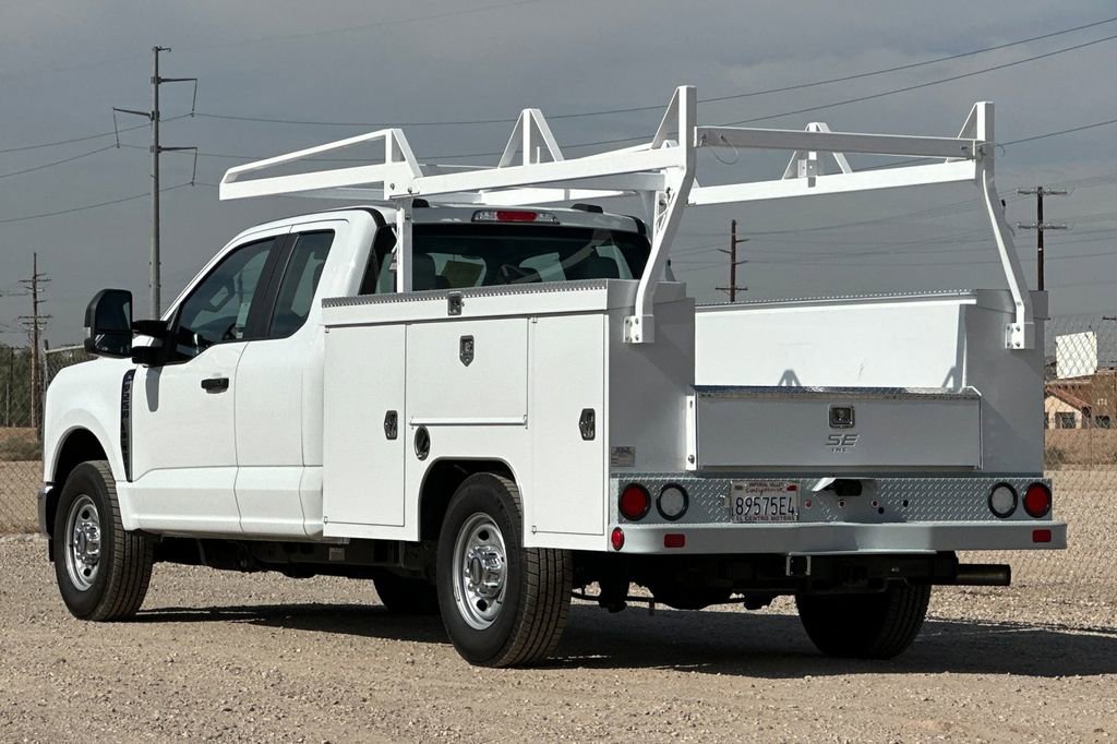 Used 2025 Ford F250 XL w/ XL Chrome Package image 6
