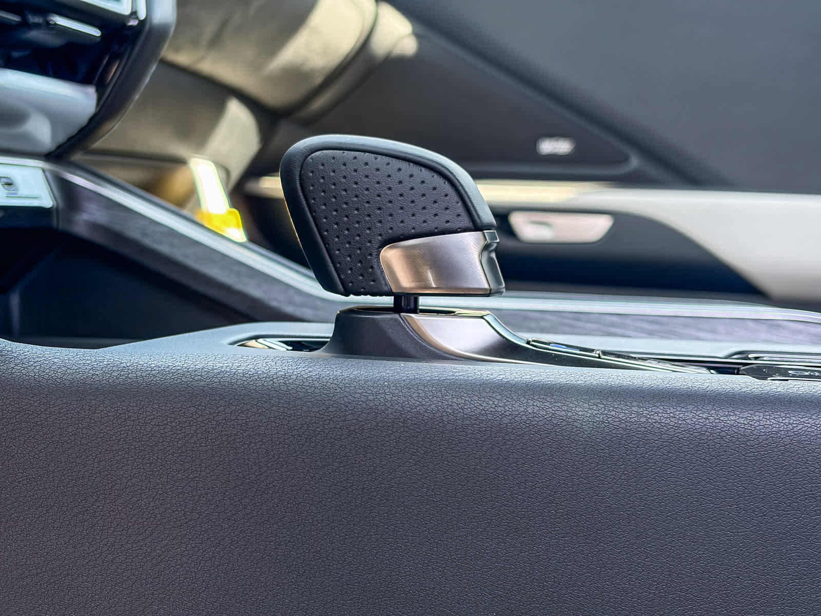 New 2026 Lexus TX 500h AWD image 23