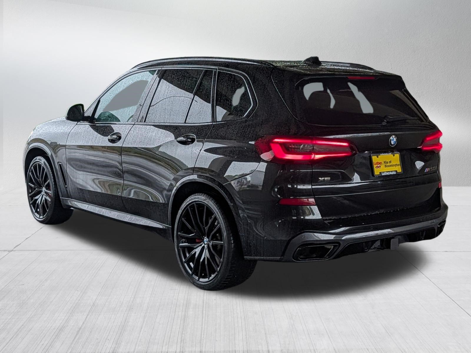 Used 2022 BMW X5 M50i AWD/4WD image 5