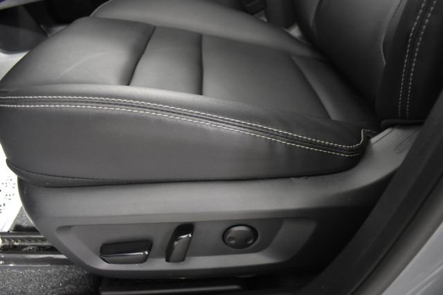 Used 2023 Nissan Rogue SL w/ SL Premium Package AWD/4WD image 12