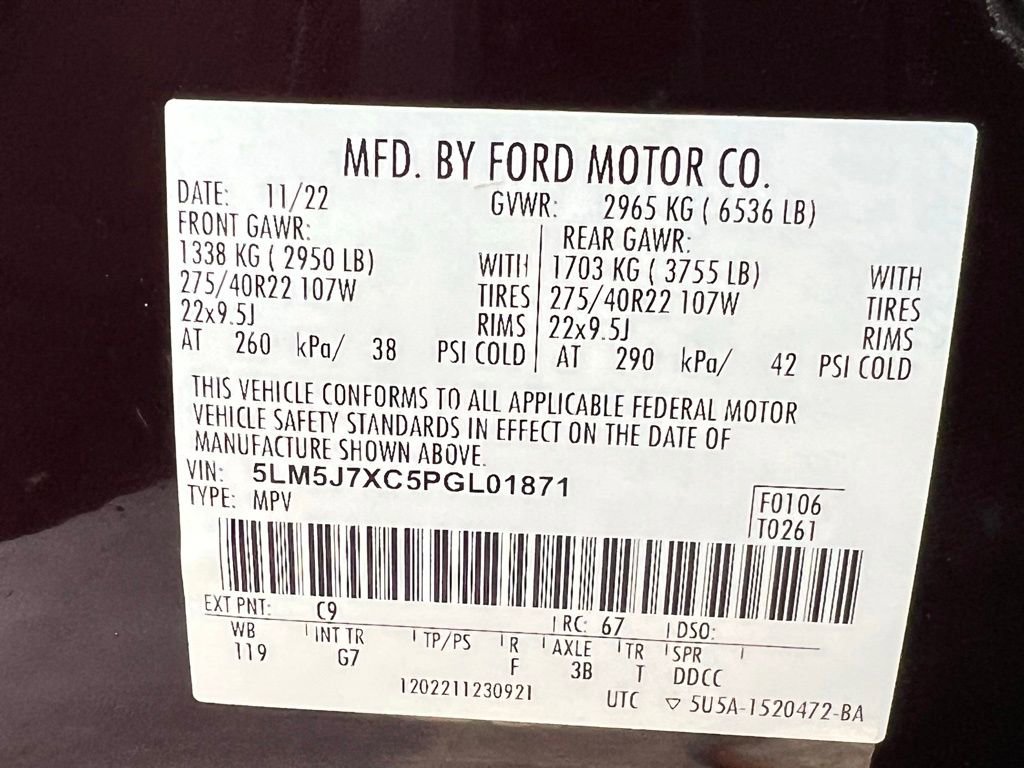 Used 2023 Lincoln Aviator Reserve w/ Equipment Group 201A AWD/4WD image 38