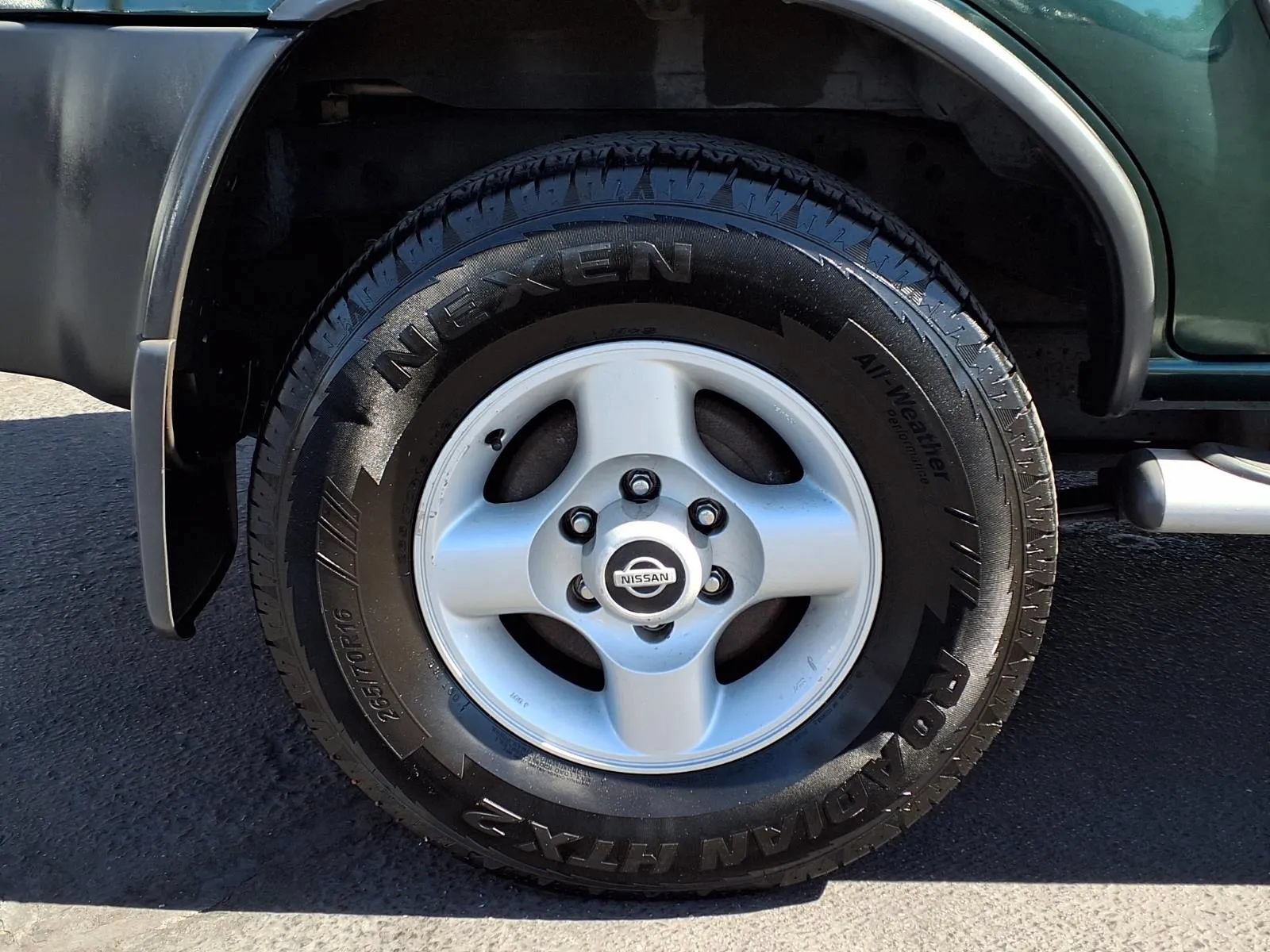Used 2002 Nissan Xterra XE RWD image 3
