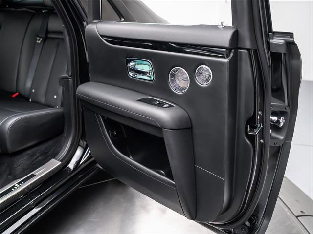 Used 2025 Rolls-Royce Ghost AWD/4WD image 31