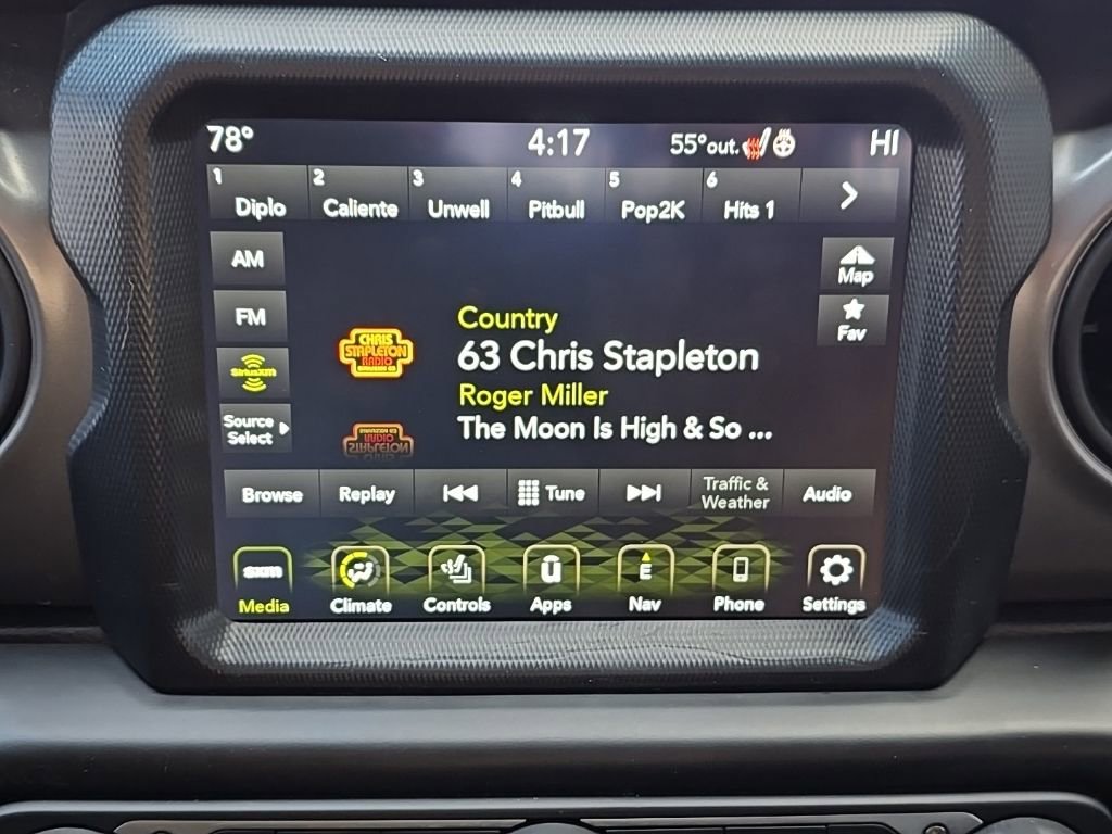 Used 2021 Jeep Gladiator Willys image 44