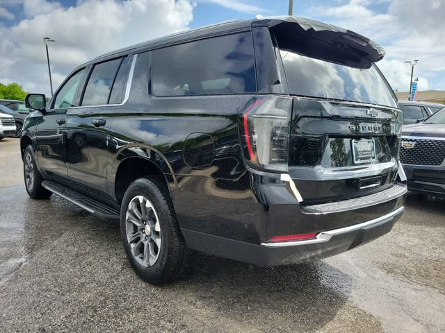New 2026 Chevrolet Suburban LT w/ Comfort Package RWD image 2