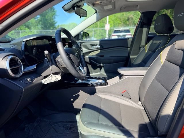 Used 2024 Chevrolet Trax ACTIV w/ Sunroof Package FWD image 7