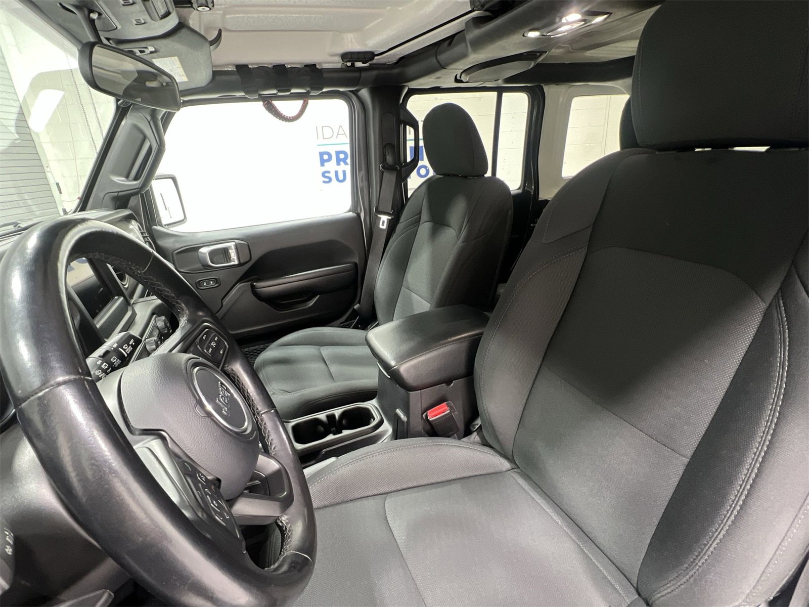 Used 2021 Jeep Wrangler Unlimited Sport image 11