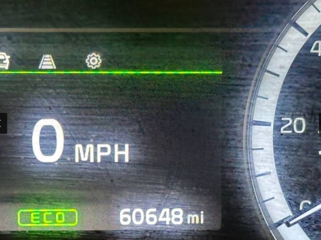 Used 2018 Kia Niro LX image 15