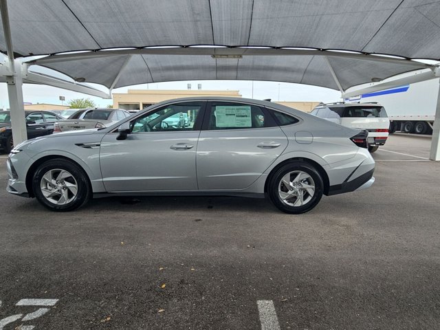 New 2026 Hyundai Sonata SE FWD image 10