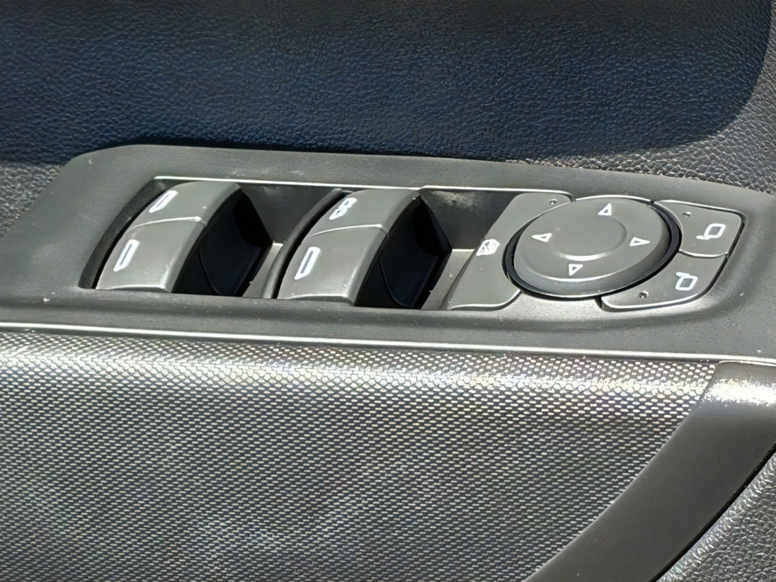 Used 2024 Chevrolet Silverado 2500 W/T AWD/4WD image 16
