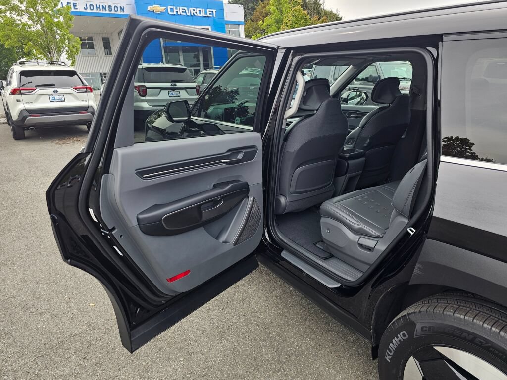 Certified 2024 Kia EV9 Wind AWD/4WD image 23