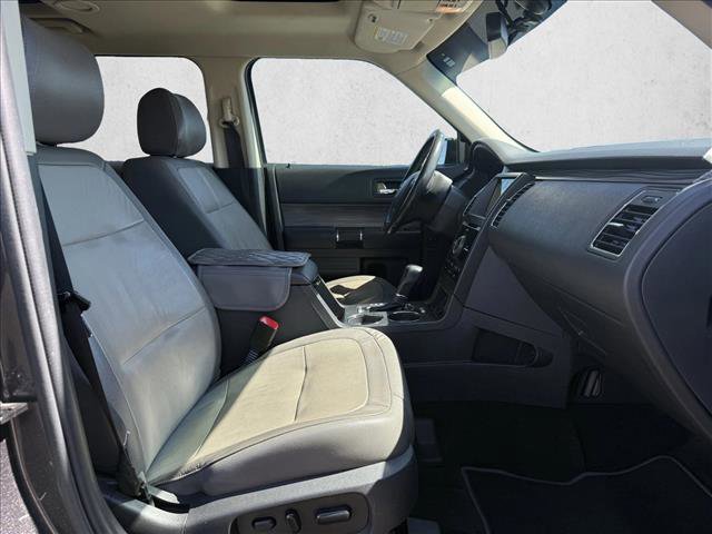 Used 2016 Ford Flex Limited w/ Equipment Group 301A FWD image 21