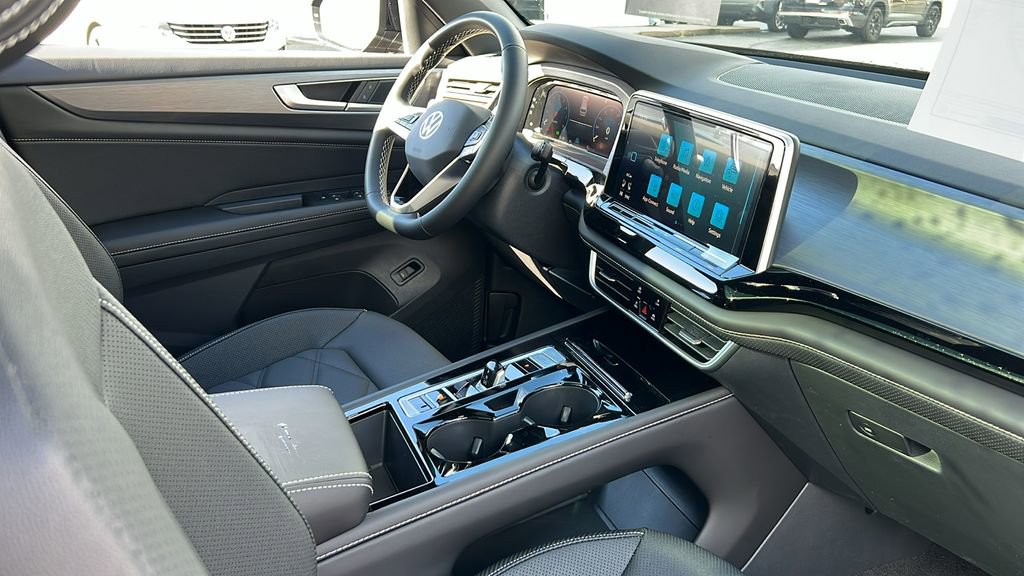 New 2026 Volkswagen Atlas Cross Sport SE image 9