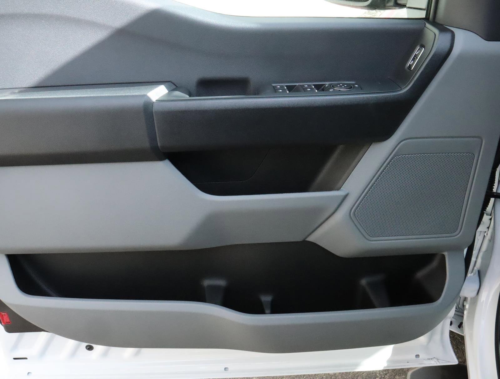 Used 2024 Ford F350 XL w/ XL Chrome Package image 16