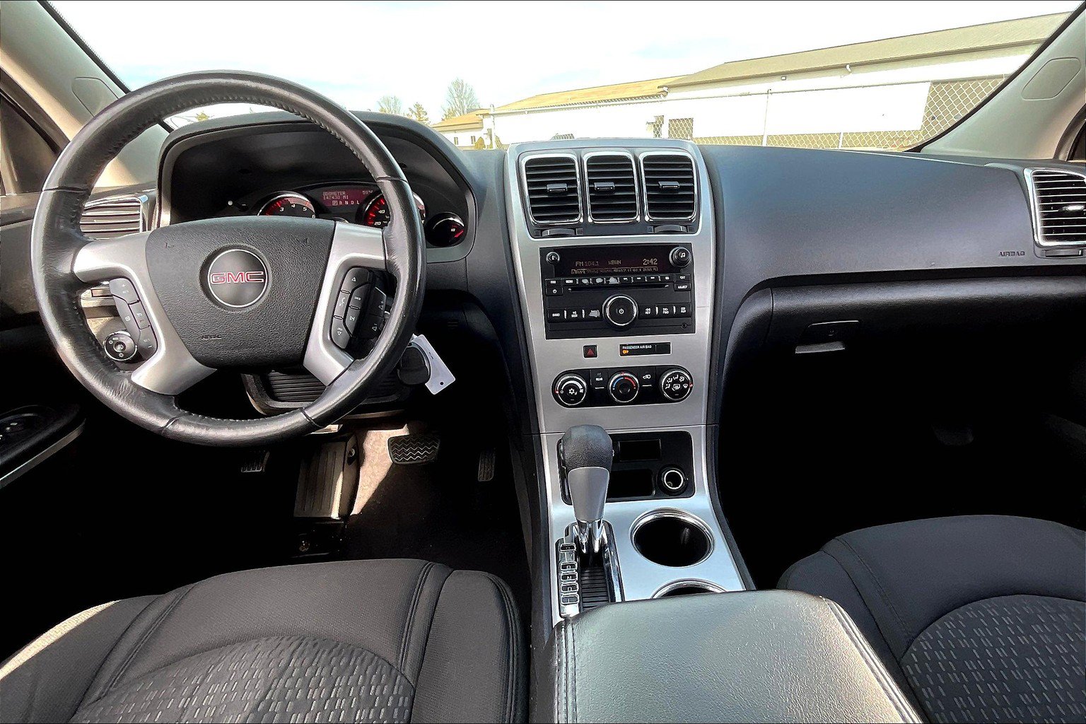 Used 2012 GMC Acadia SL w/ Preferred Package FWD image 13