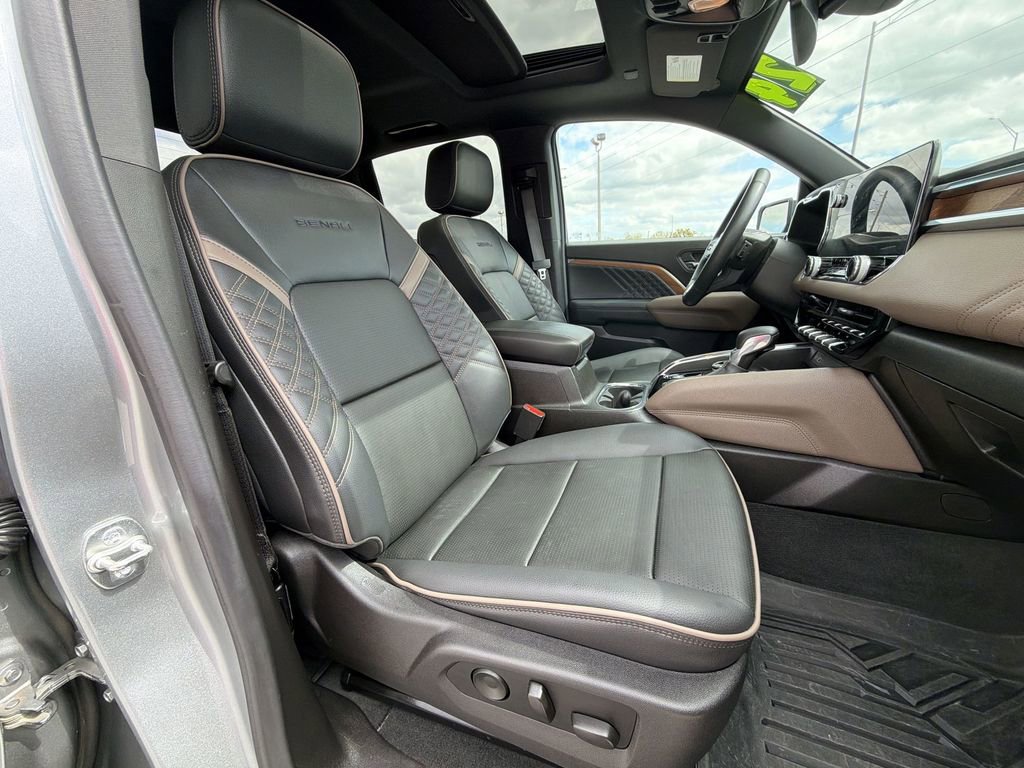 Certified 2024 GMC Canyon Denali image 33