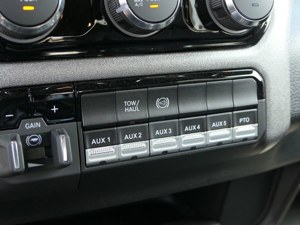 New 2026 RAM 3500 Tradesman w/ Chrome Appearance Group image 20