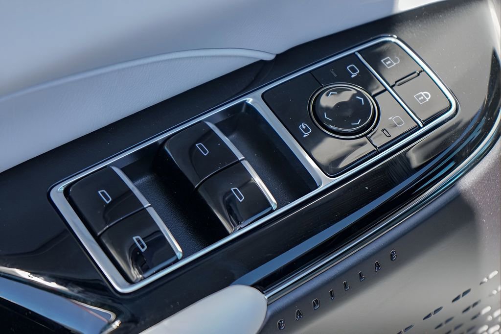 New 2026 Cadillac Lyriq Sport w/ LPO, Floor Liner Package image 17