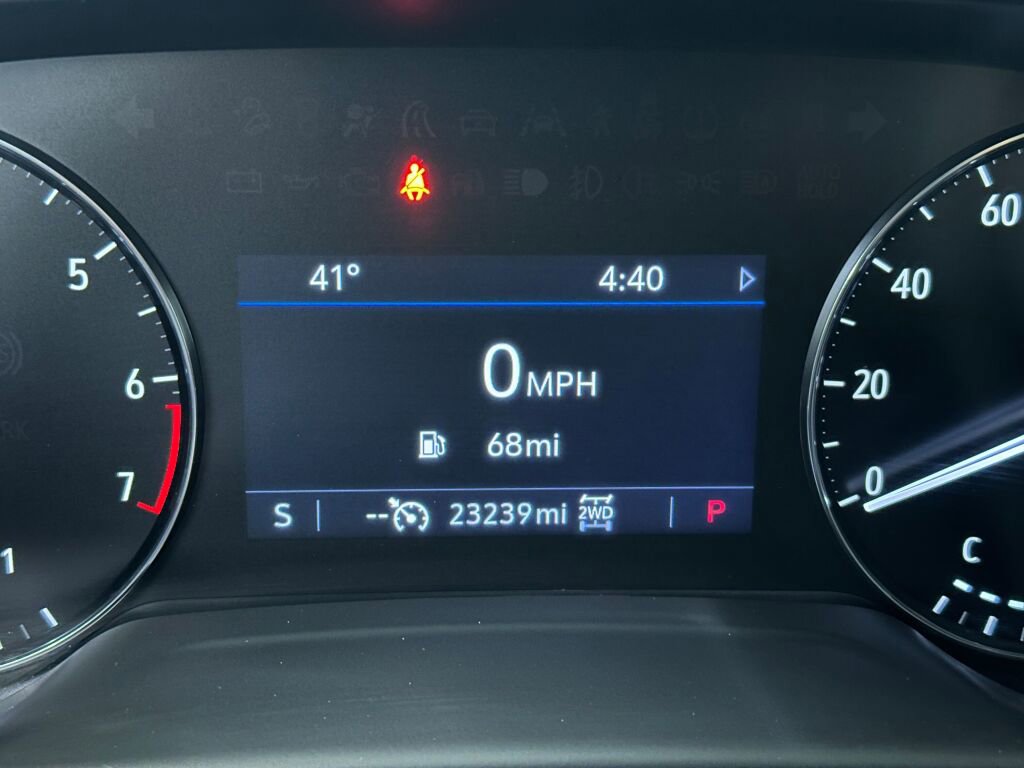 Certified 2023 Buick Envision Preferred w/ Sport Touring Package image 10