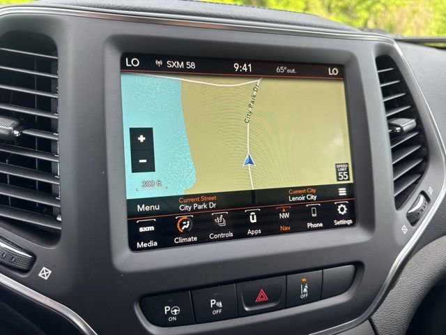 Used 2023 Jeep Cherokee Altitude Lux AWD/4WD image 21