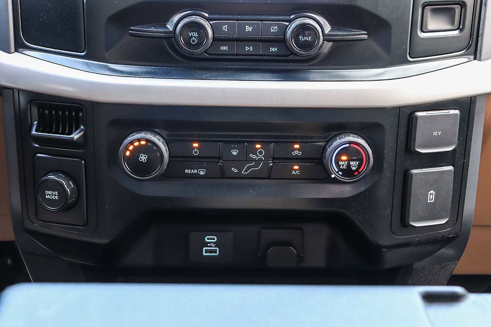 Used 2023 Ford F150 XLT image 12