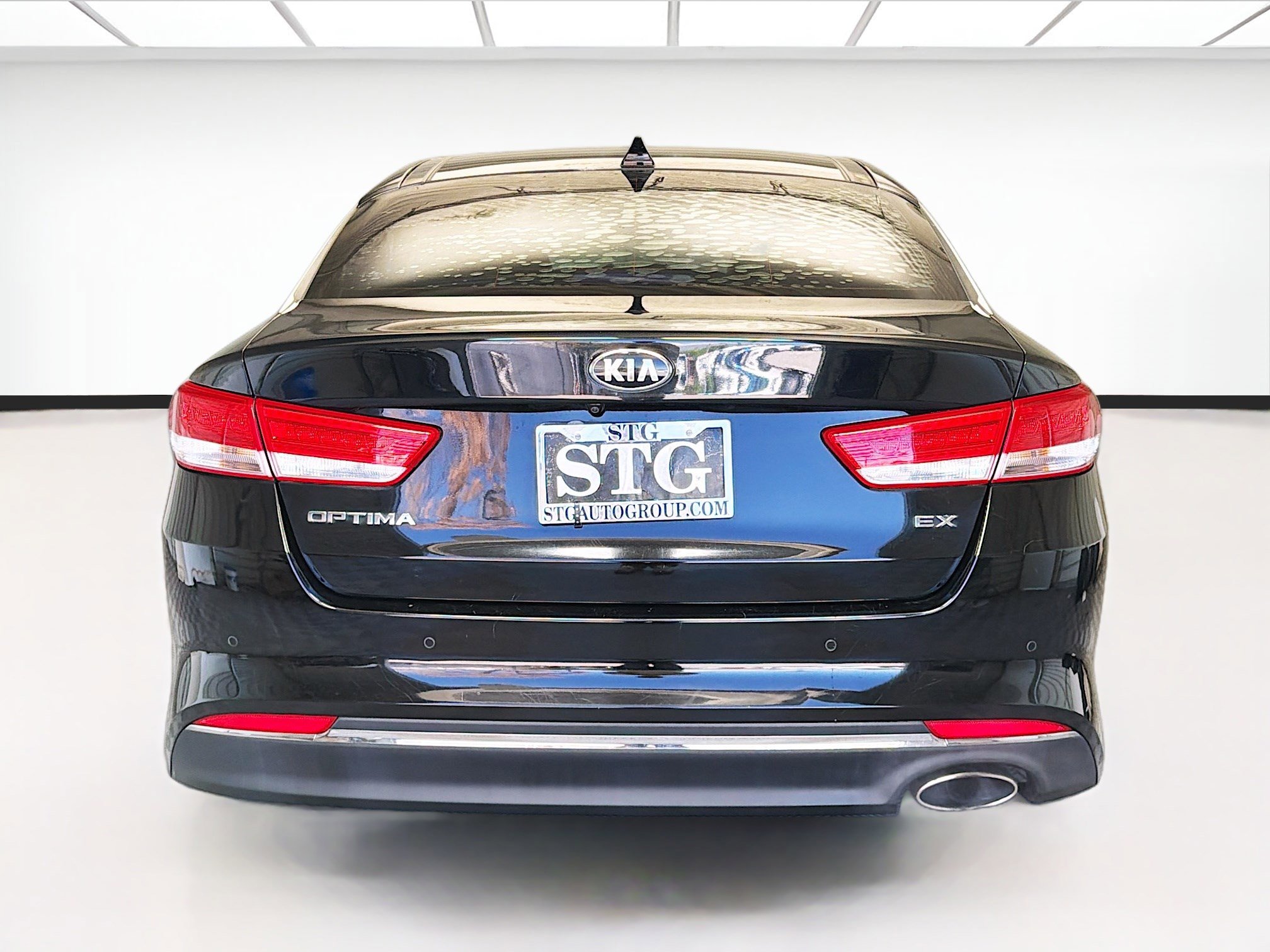Used 2016 Kia Optima EX w/ Premium Package image 5