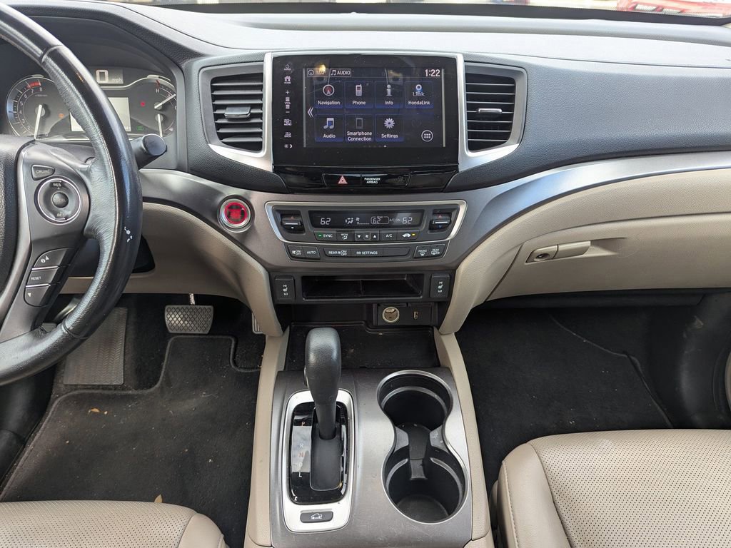 Used 2019 Honda Ridgeline RTL-T image 10