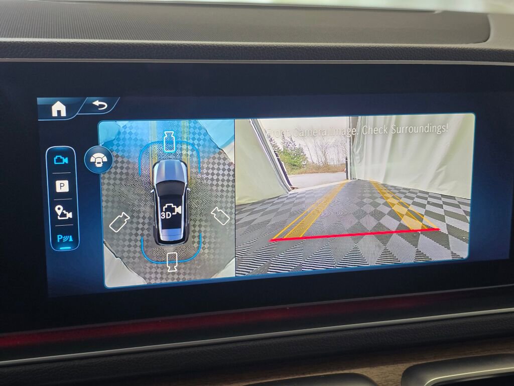 Used 2025 Mercedes-Benz GLE 350 4MATIC w/ Driver Assistance Package image 45